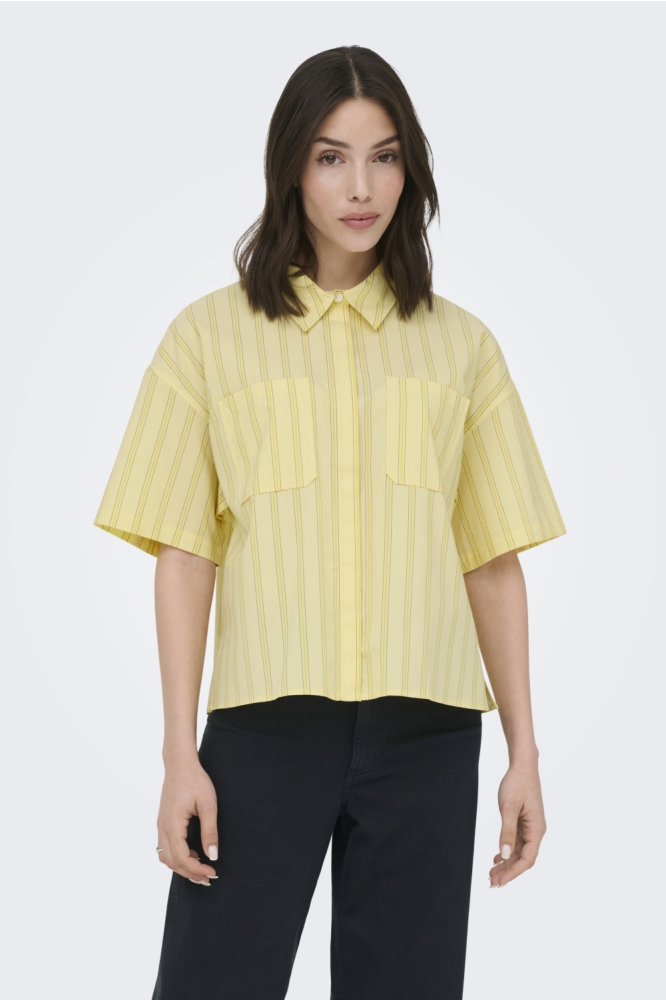 Jacqueline de Yong gele dames blouse | Model vooraanzicht