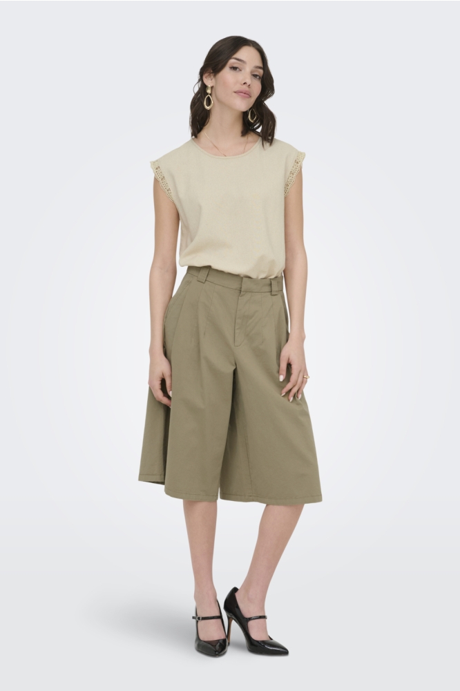 Jacqueline de Yong beige dames t-shirt | Model