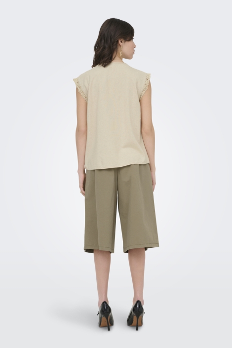 Jacqueline de Yong beige dames t-shirt | Model