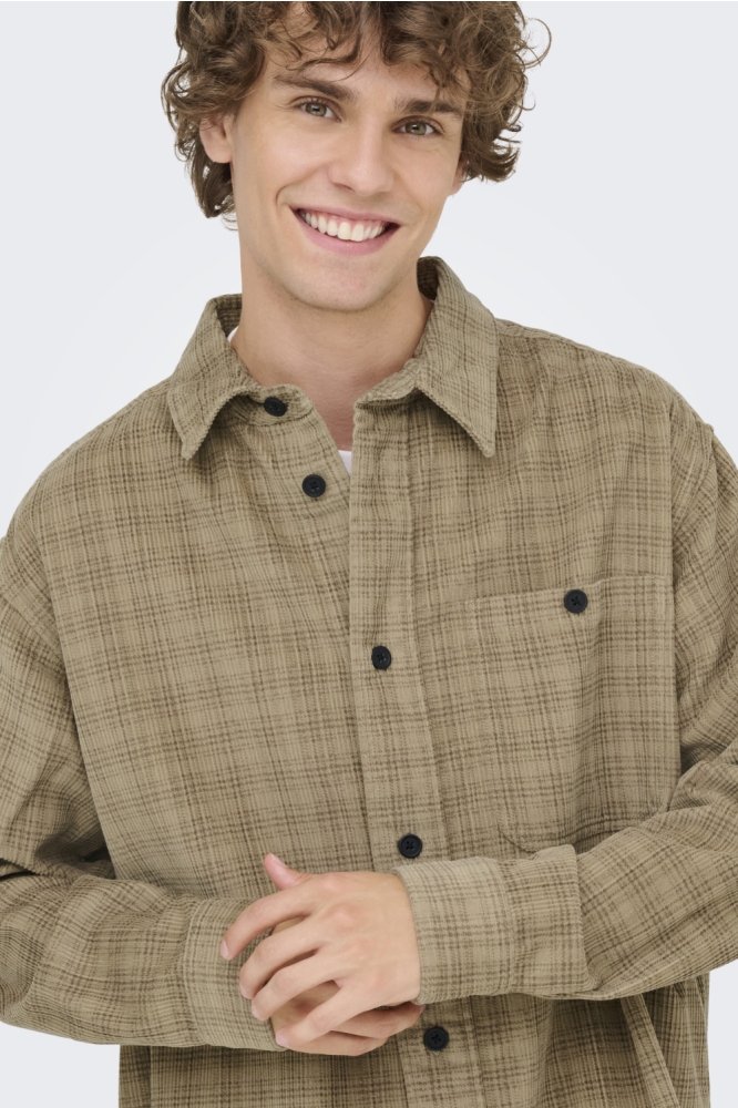 Only & Sons camel heren overhemd | Close up