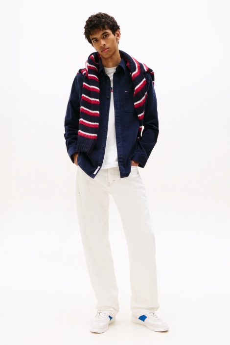 Tommy Jeans blauwe heren overhemd | Model