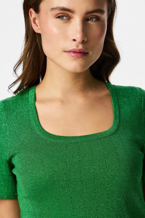Pieces groene dames t-shirt | Close up