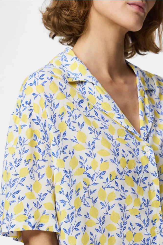 Pieces witte dames blouse | Close up