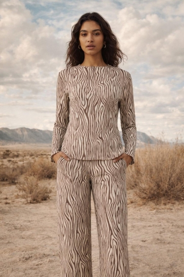 Pieces T-shirt PCFLORA LS NEW TOP JRS MSA BC 17163457 COFFEE QUARTZ/ANIMAL