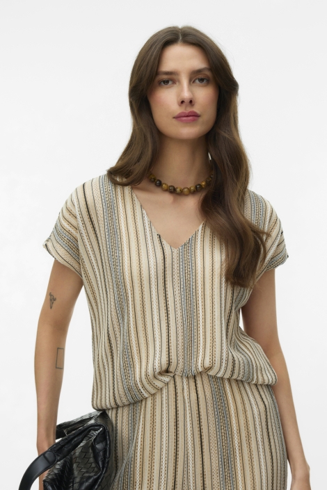 Vero Moda beige dames blouse | Model vooraanzicht