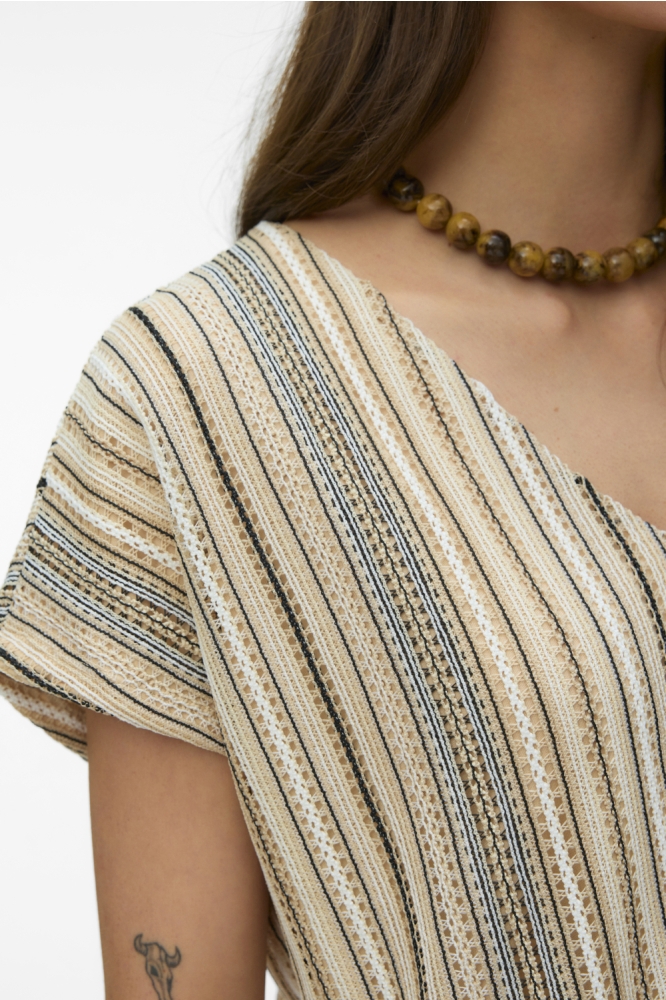 Vero Moda beige dames blouse | Close up