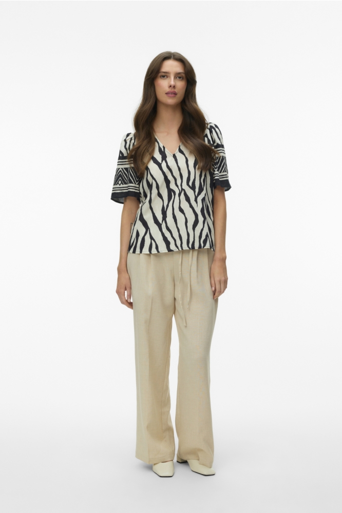 Vero Moda zwarte dames blouse | Model