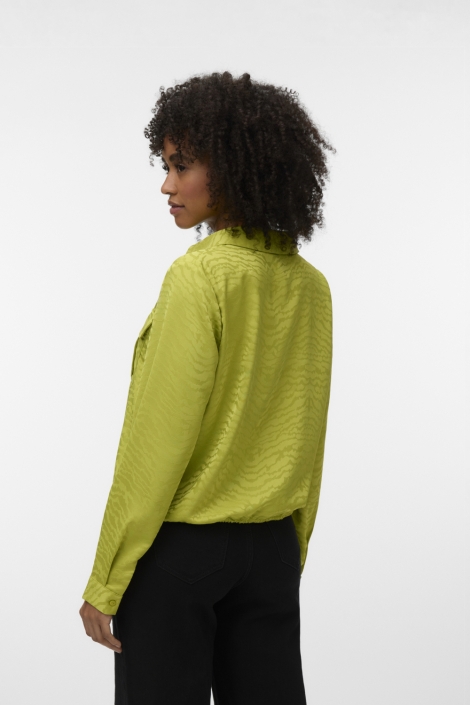 Vero Moda groene dames blouse | Model achteraanzicht