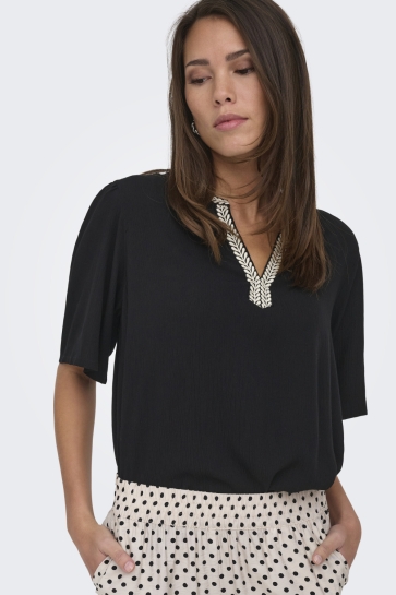 Jacqueline de Yong T-shirt JDYLIVA 2/4 EMB. TOP WVN 15373083 BLACK/WHITE EMB