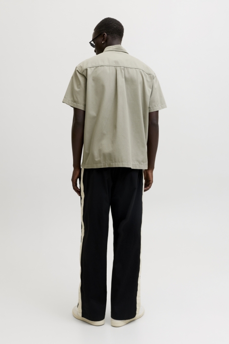 Jack & Jones groene heren overhemd | Model achteraanzicht