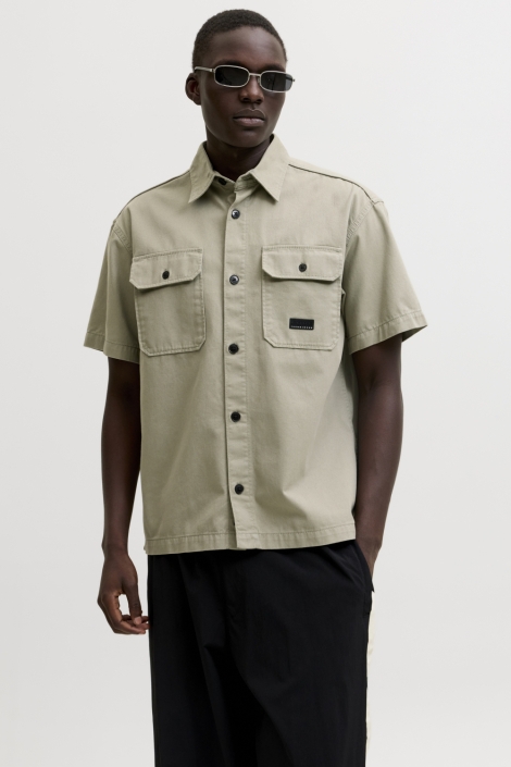 Jack & Jones groene heren overhemd | Model vooraanzicht