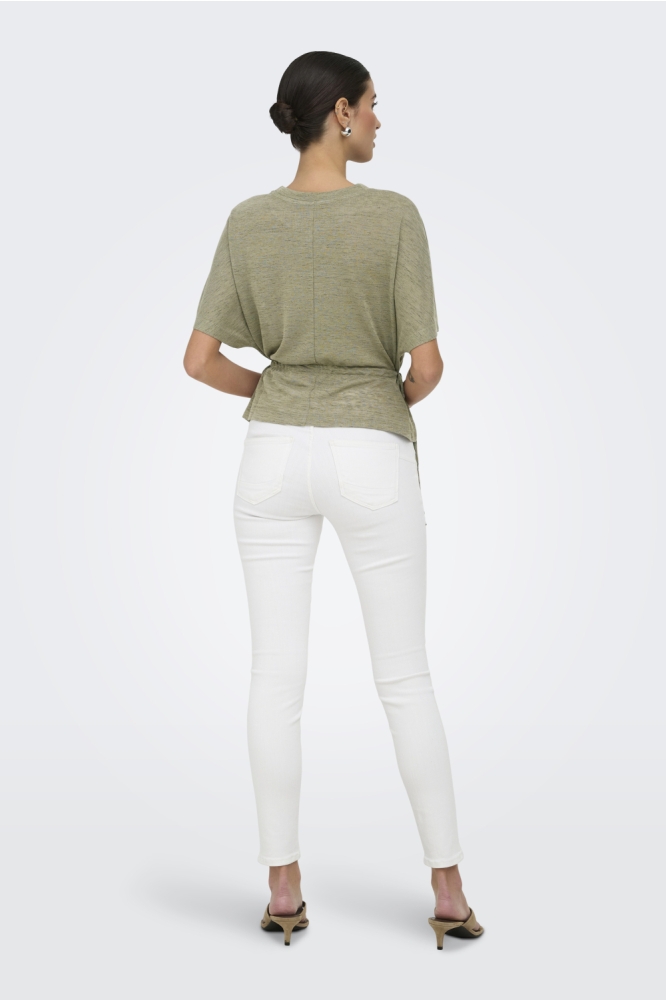 Only groene dames t-shirt | Model