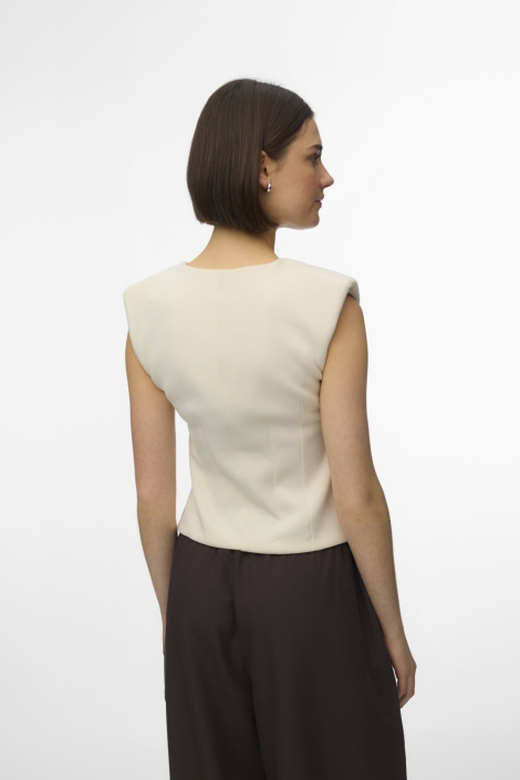 Vero Moda beige dames gilet | Model achteraanzicht