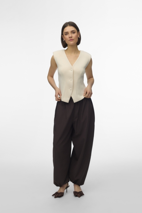 Vero Moda beige dames gilet | Model