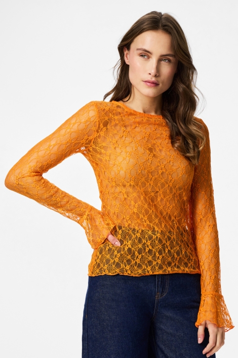 Pieces oranje dames top | Model vooraanzicht