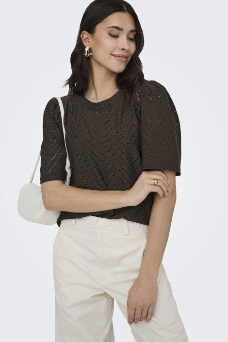 Jacqueline de Yong bruine dames t-shirt | Model vooraanzicht