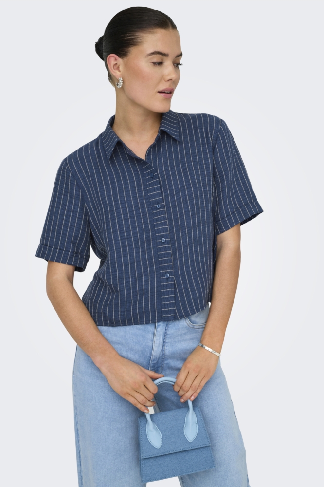Jacqueline de Yong blauwe dames blouse | Model vooraanzicht