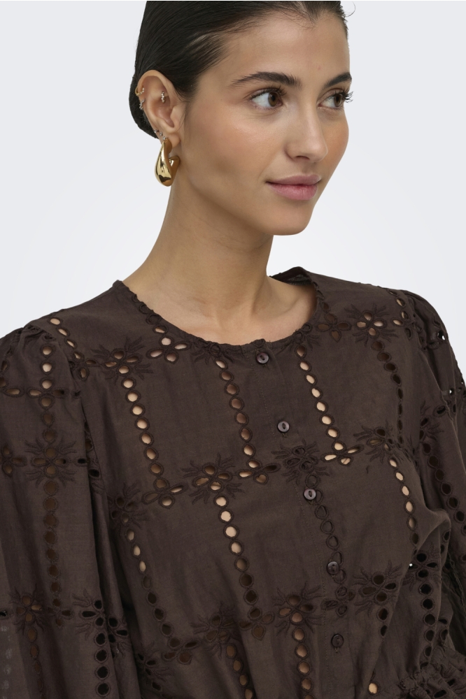 Jacqueline de Yong bruine dames blouse | Close up