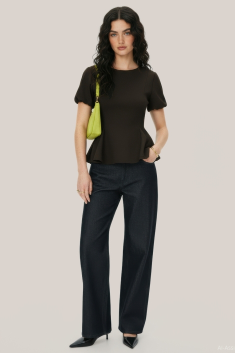 Hypedrop zwarte dames t-shirt | Model