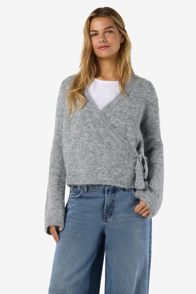 Noisy may grijze dames vest | Model vooraanzicht