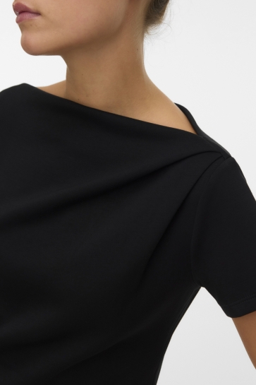 Vero Moda vmmille ss boatneck short top jrs n Zwart