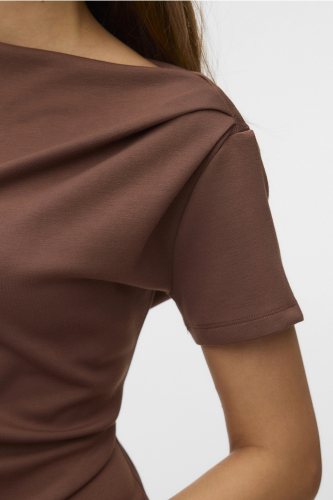 Vero Moda bruine dames t-shirt | Close up