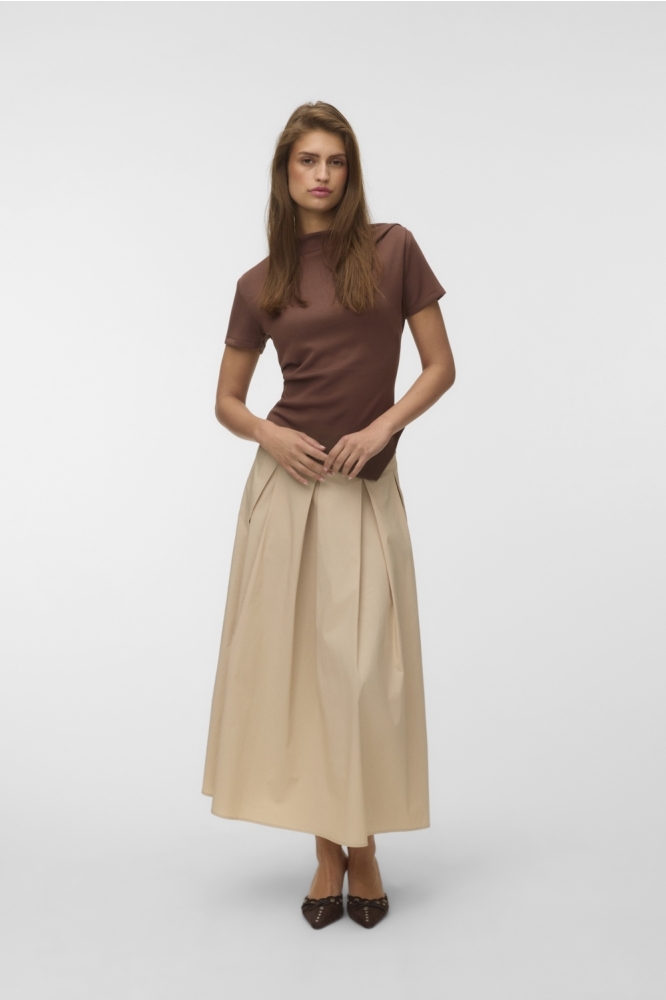Vero Moda bruine dames t-shirt | Model