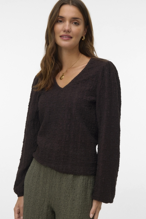 Vero Moda bruine dames t-shirt | Model vooraanzicht