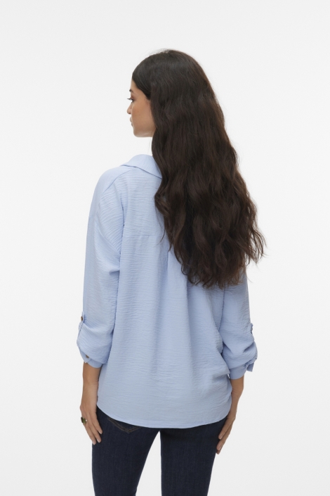 Vero Moda blauwe dames blouse | Model achteraanzicht