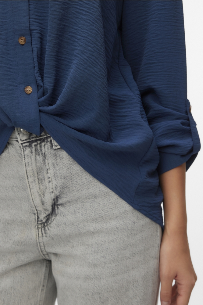 Vero Moda blauwe dames blouse | Close up