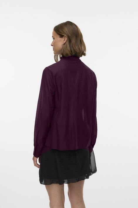 Vero Moda bordeaux dames blouse | Model achteraanzicht