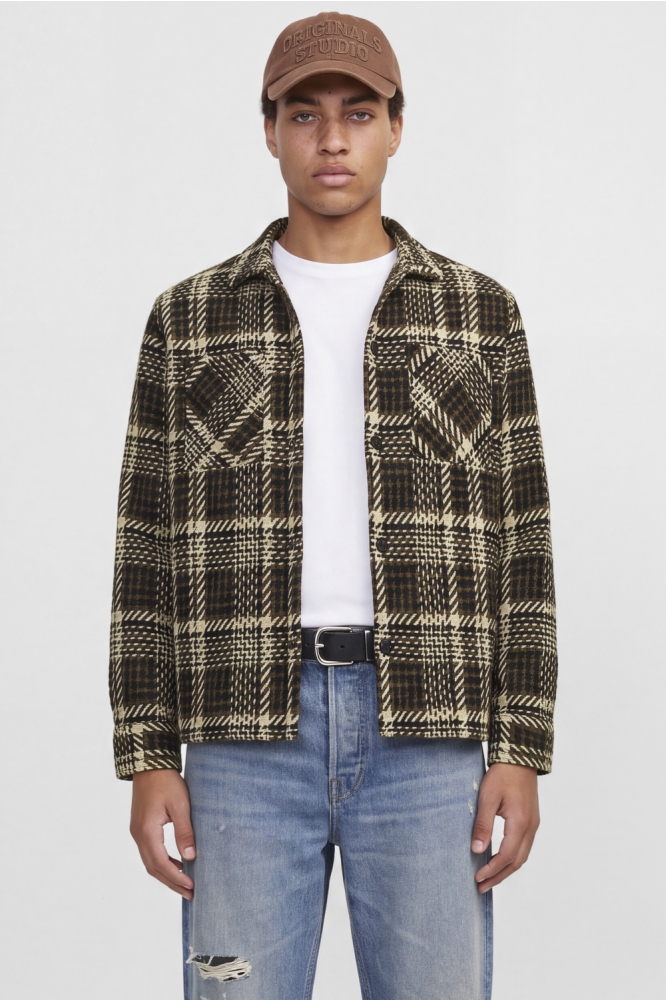 Jack & Jones zwarte heren overhemd | Model vooraanzicht