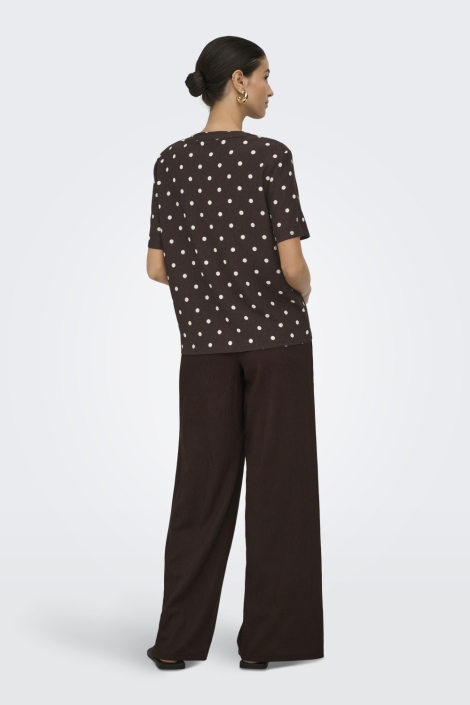Jacqueline de Yong bruine dames blouse | Model