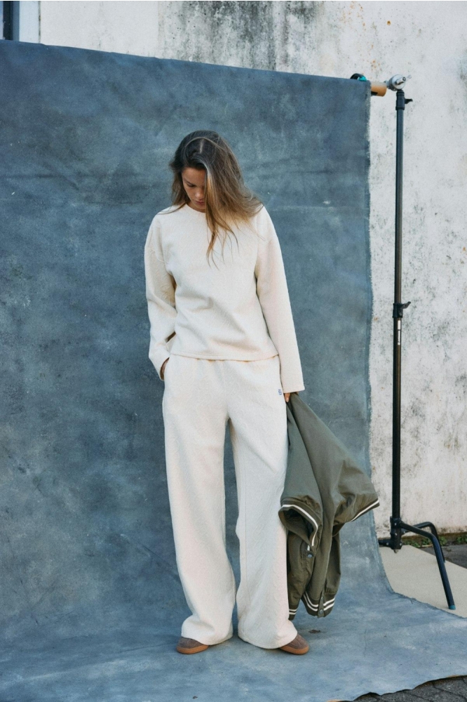 Noisy may beige dames trui | Model