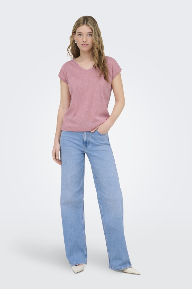 Only roze dames t-shirt | Model