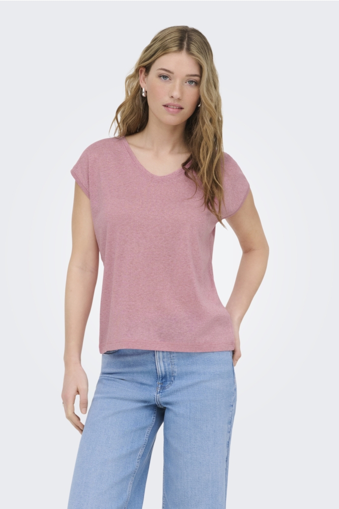 Only roze dames t-shirt | Model vooraanzicht