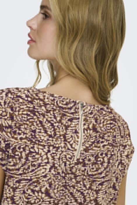 Only bruine dames t-shirt | Close up