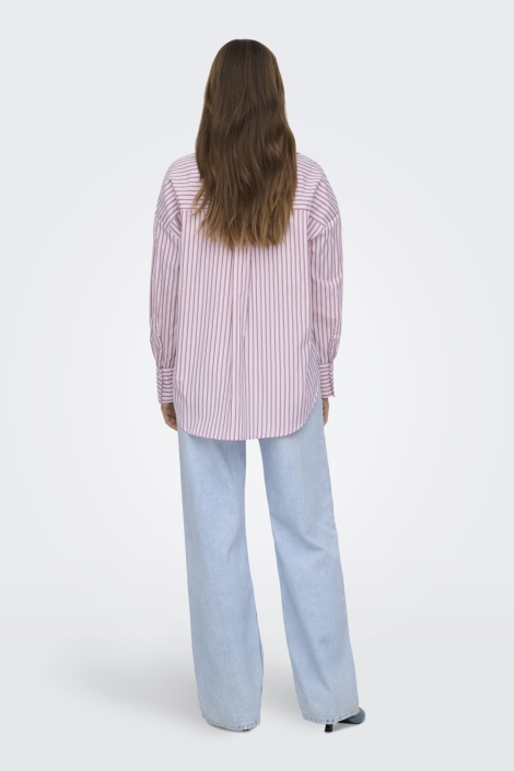 Only roze dames blouse | Model achteraanzicht