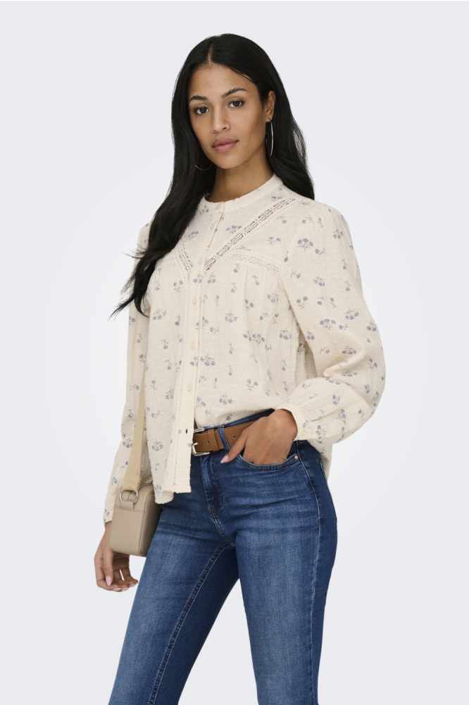 Only beige dames blouse | Model vooraanzicht