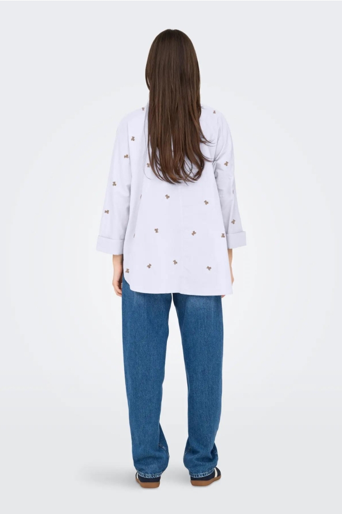Only witte dames blouse | Model achteraanzicht