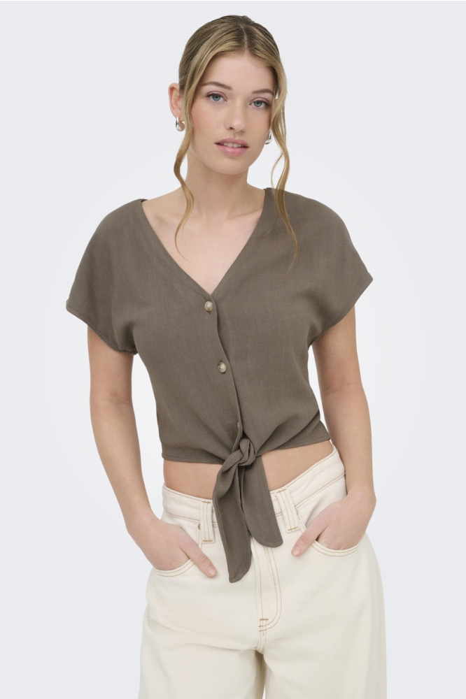 Only bruine dames blouse | Model vooraanzicht