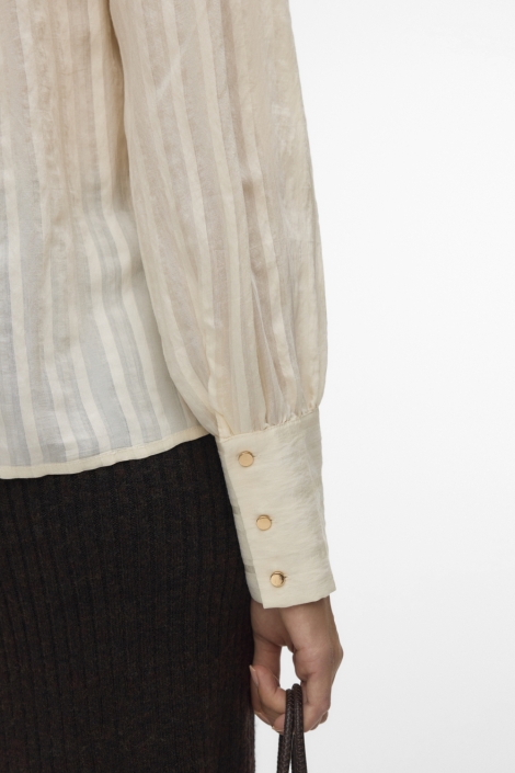 Vero Moda beige dames blouse | Close up