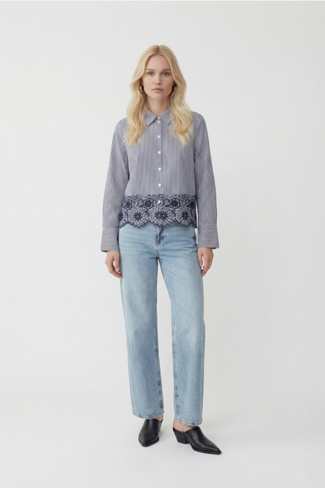 Vero Moda blauwe dames blouse | Model