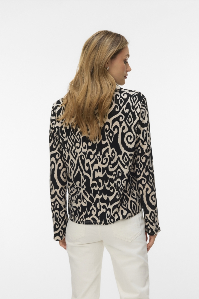 Vero Moda beige dames blouse | Model achteraanzicht