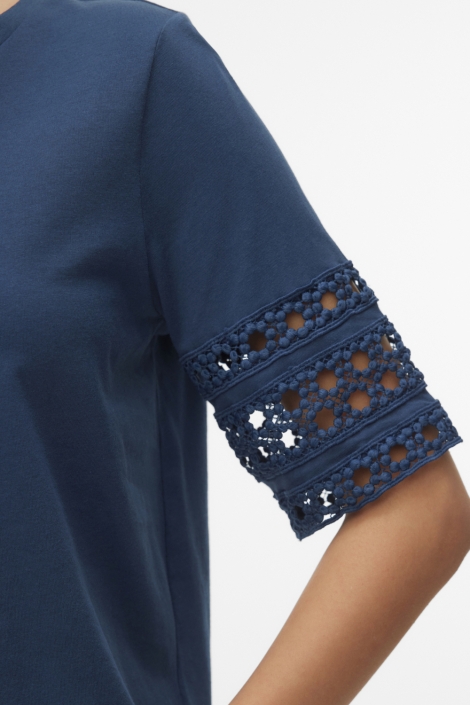 Vero Moda blauwe dames t-shirt | Close up