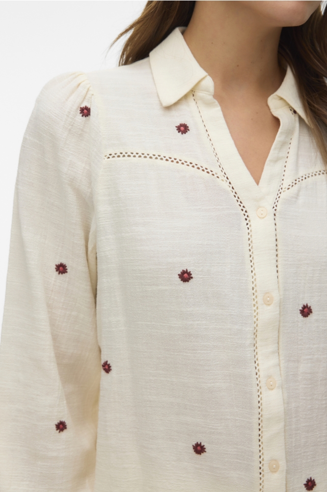 Vero Moda beige dames blouse | Close up