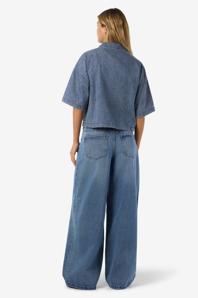 Noisy may blauwe dames blouse | Model