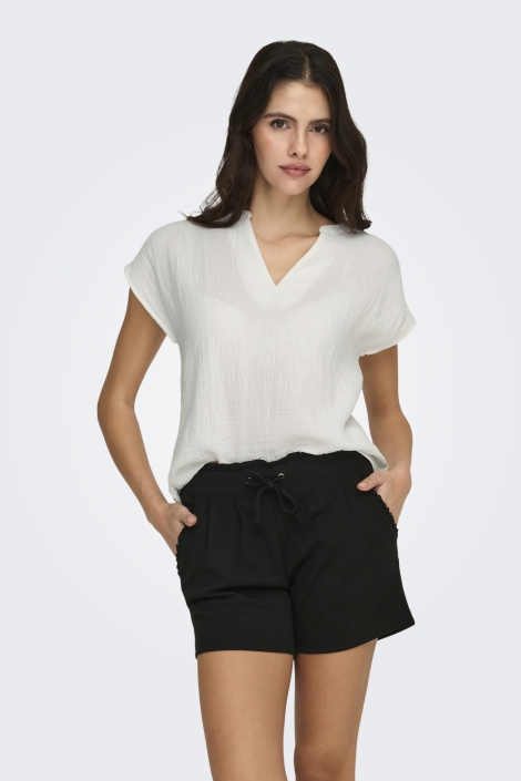 Jacqueline de Yong ecru dames blouse | Model vooraanzicht