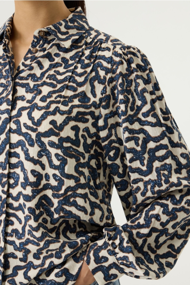 Garcia witte dames blouse | Close up