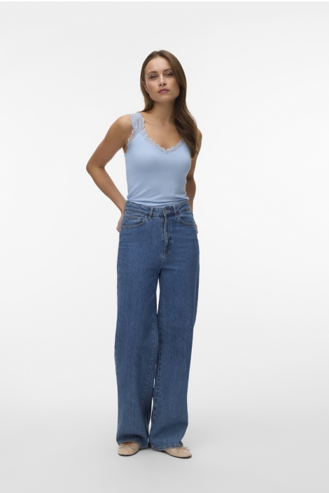 Vero Moda blauwe dames top | Model